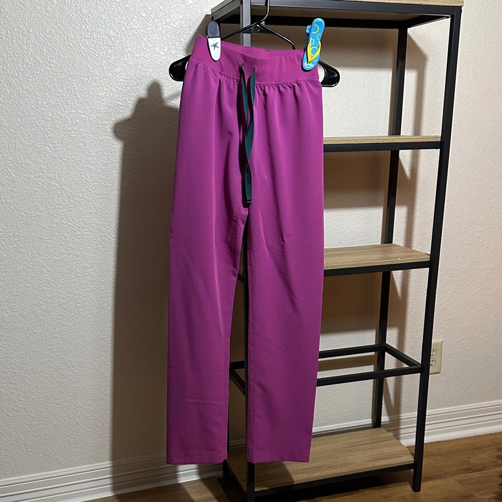 Figs Scrubs Livingston Bright Fuchsia